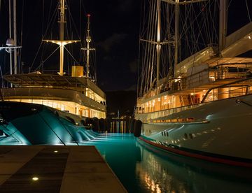Blick in eine andere Welt Superyachten im Antigua Yacht Club