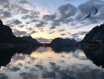 Segeltörn Lofoten, Reine Segeln Lofoten, Hafen von Reine