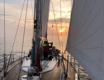 Flaute - Geduld im Morgenlicht