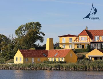 Idyllische Uferlandschaft