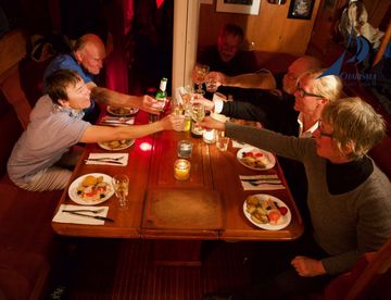 Dinner an Bord Dinner an Bord