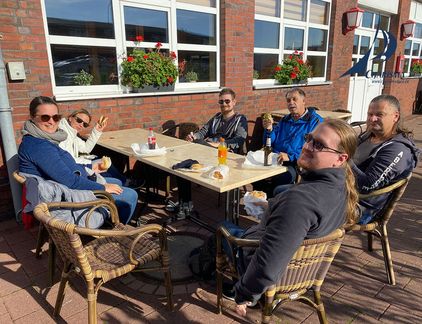 Fischbrötchen in gemeinsamer Runde