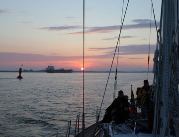 Morgenstimmung auf der Elbe Morgenstimmung auf der Elbe