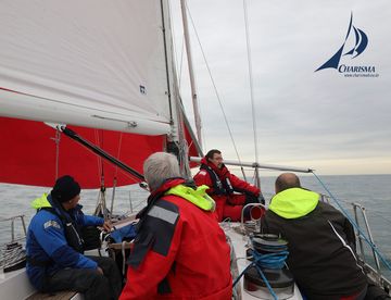 Spinnaker statt Sturmsegel Spinnaker statt Sturmsegel