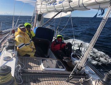 Segeln Lofoten bei stürmischem Wind Segeln Lofoten bei stürmischem Wind