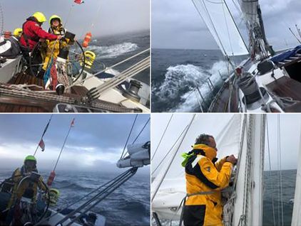 Starkwind-Segeln auf dem Atlantik