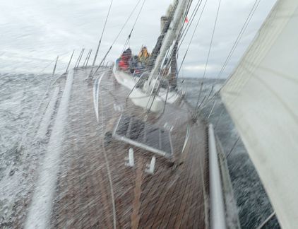 Sportliches Swan-Segeln