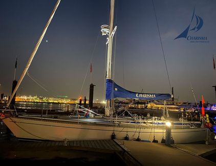 CHARISMA by night