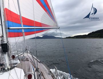 Unter Spinnaker Unter Spinnaker