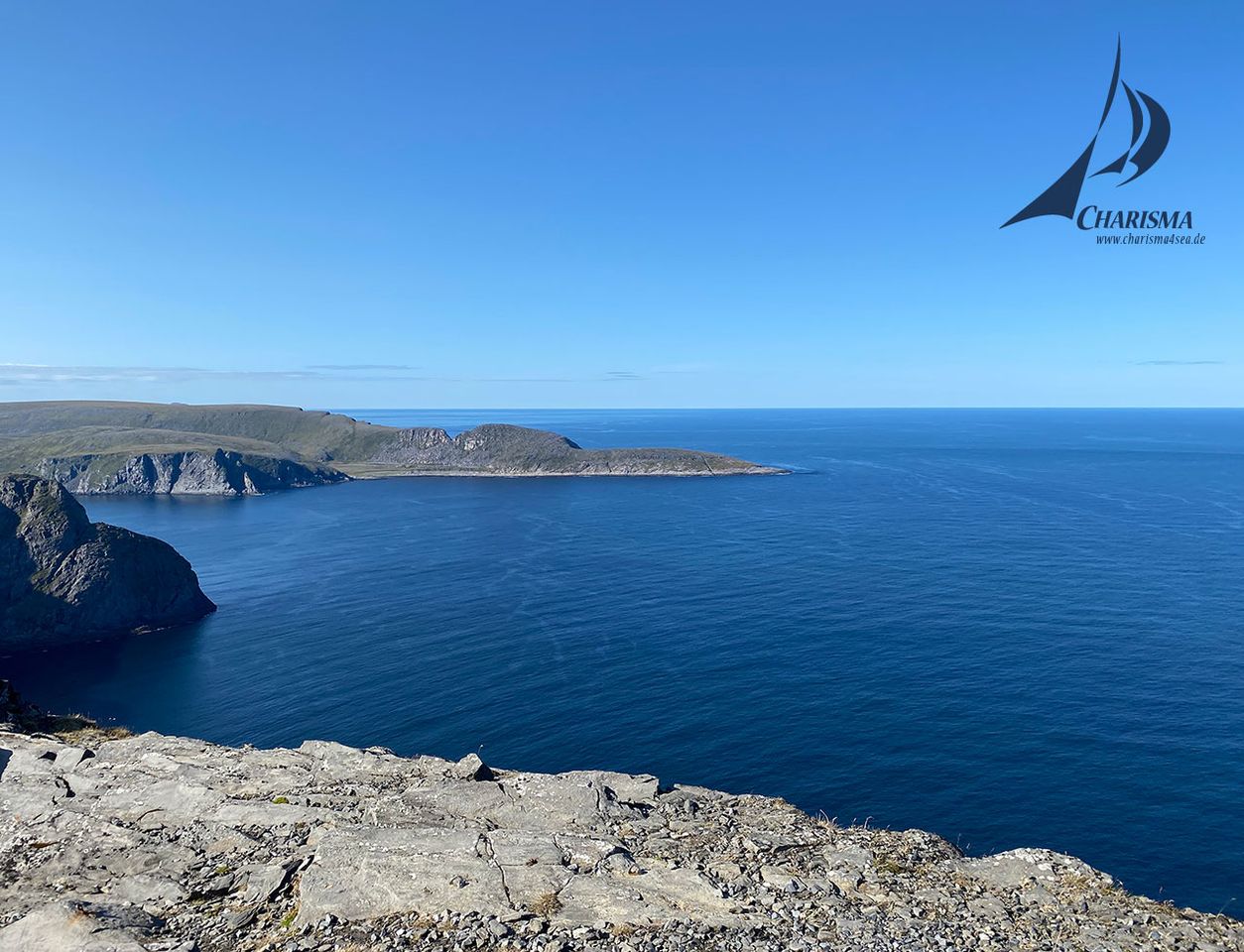 Blick vom Nordkapp auf die Barentssee