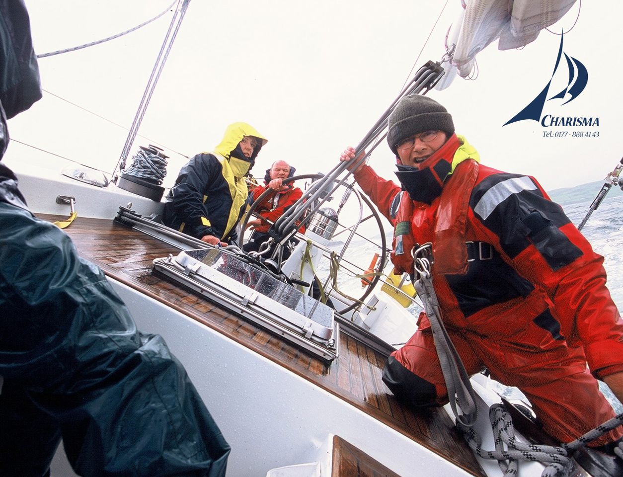 3) Yacht durch den Wind wenden Hamburger Manöver - Fock bleibt back stehen, ree